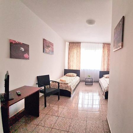 Casa Dobrescu Centura De Nord Ξενοδοχείο Κραϊόβα Εξωτερικό φωτογραφία