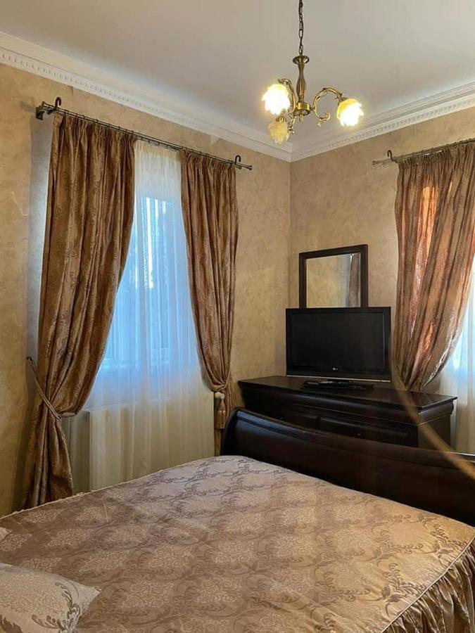 Casa Dobrescu Centura De Nord Ξενοδοχείο Κραϊόβα Εξωτερικό φωτογραφία